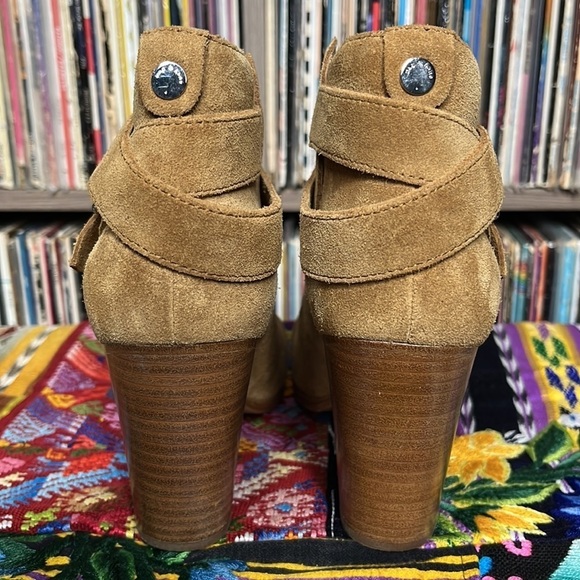 Rag & Bone Harrow Suede Ankle Boot in Hazel Size 37.5 - Picture 4 of 8